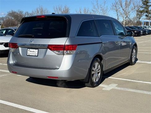 Used 2016 Honda Odyssey EX-L image 3
