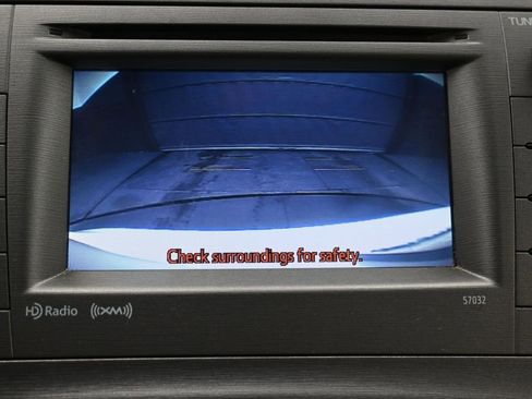 Used 2012 Toyota Prius Three w/ Solar Roof Pkg image 20