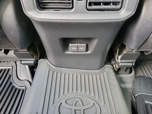 Used 2023 Toyota RAV4 Limited AWD/4WD image 10