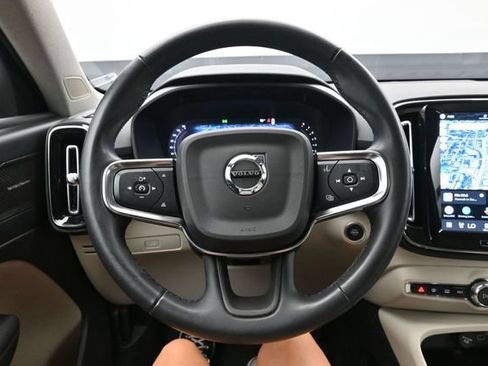 Used 2023 Volvo XC40 B5 Plus w/ Driver Assist Package AWD/4WD image 24