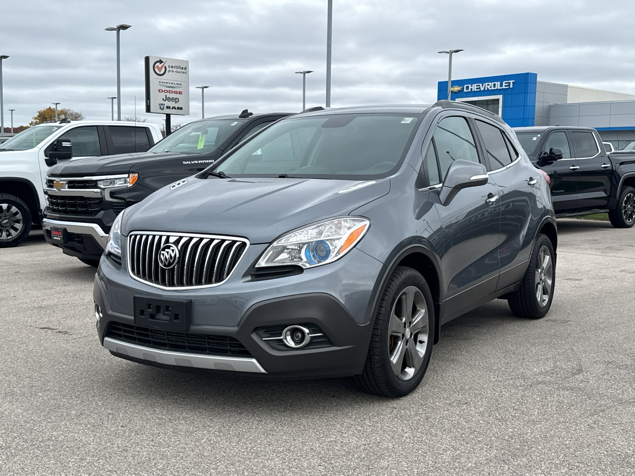 Used 2014 Buick Encore Leather FWD image 2