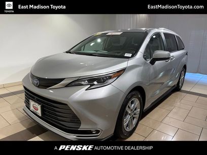 Certified 2023 Toyota Sienna Platinum