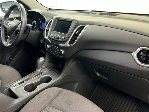Used 2019 Chevrolet Equinox LT FWD image 25