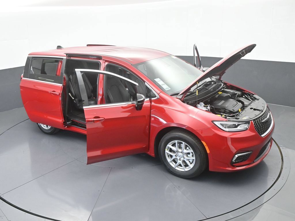 New 2026 Chrysler Pacifica Select FWD image 67