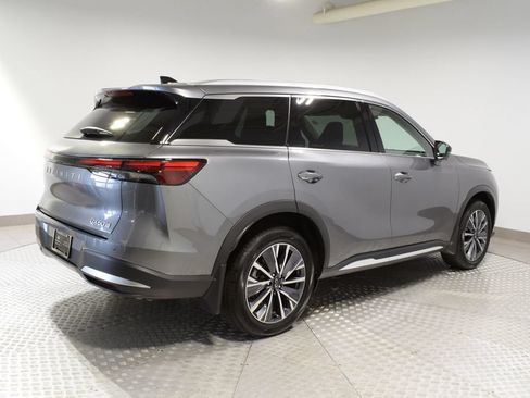 Certified 2026 INFINITI QX60 Luxe w/ Family Package AWD/4WD image 12
