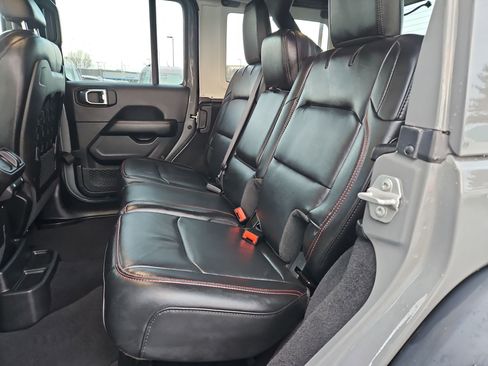 Used 2023 Jeep Wrangler Unlimited Rubicon w/ LED Lighting Group image 30