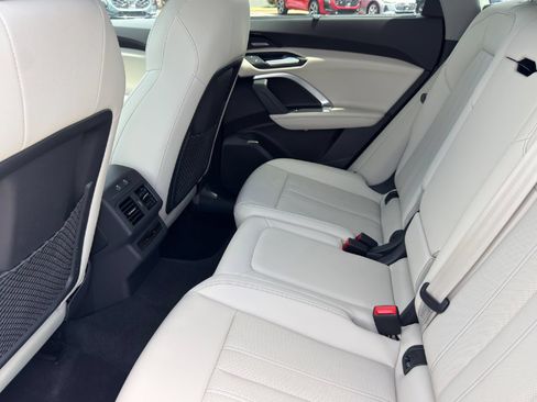 Used 2025 Audi Q5 Premium Plus w/ Premium Plus AWD/4WD image 29