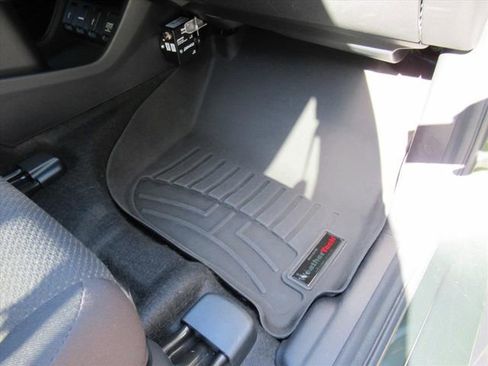 Used 2016 Honda HR-V EX image 29