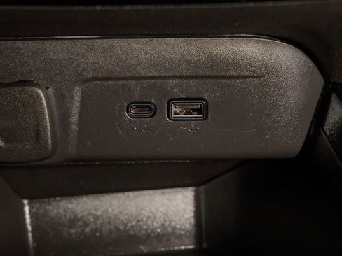 Used 2025 Chevrolet Trax LT w/ Driver Confidence Package image 15