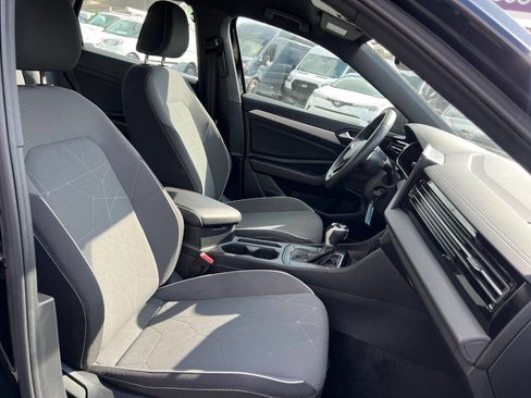 Used 2025 Volkswagen Jetta Sport image 15