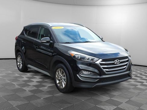 Used 2017 Hyundai Tucson SE Plus image 8