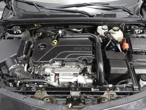 Used 2024 Chevrolet Malibu LT FWD image 24