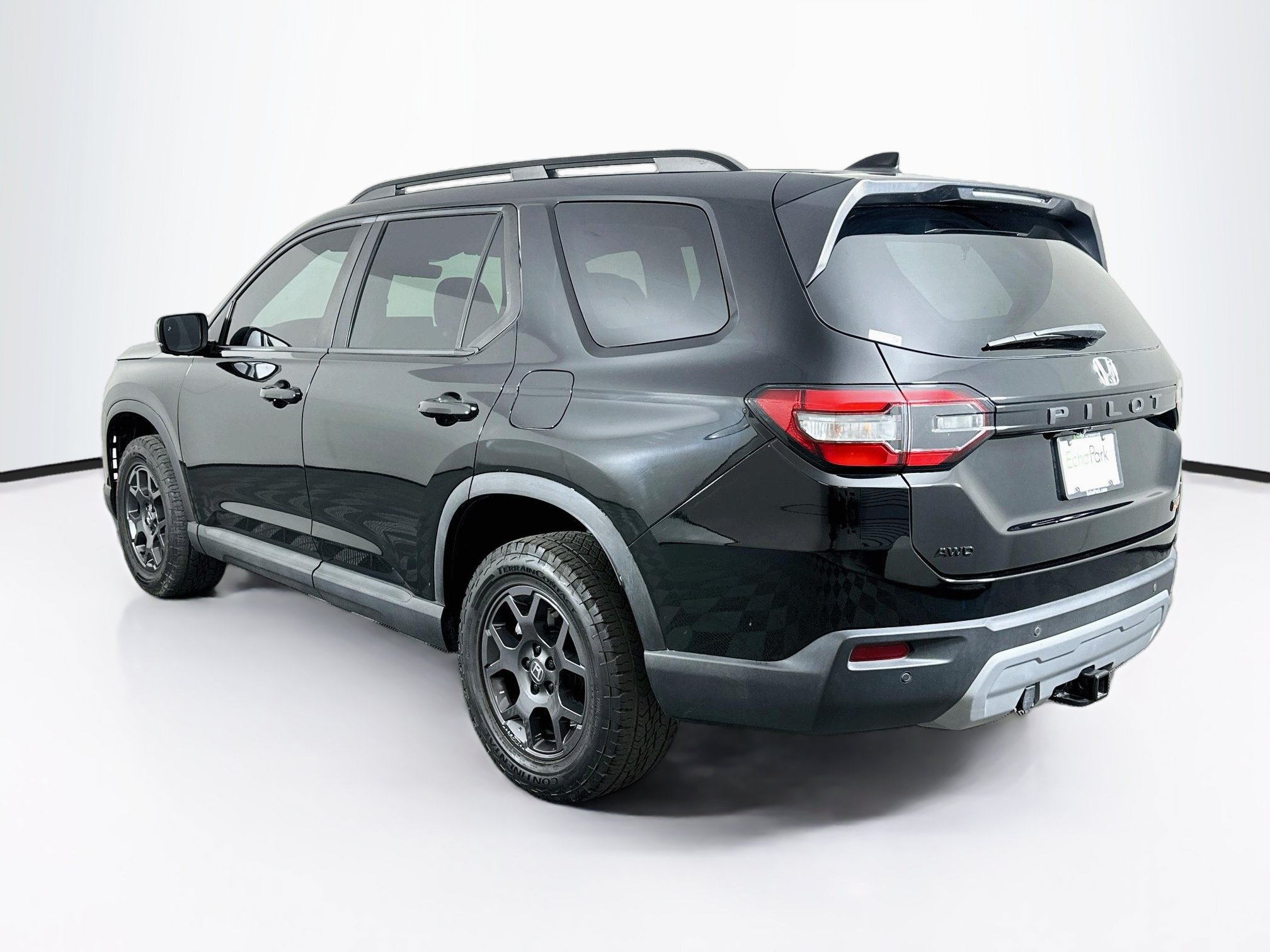 Used 2023 Honda Pilot TrailSport image 5