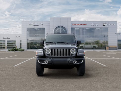 New 2026 Jeep Wrangler Unlimited Sahara AWD/4WD image 35