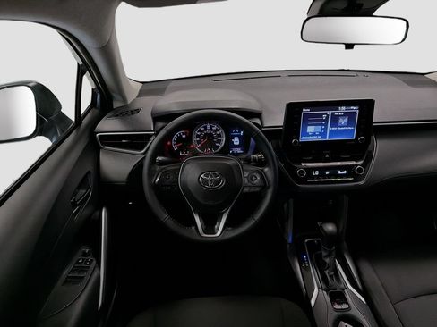Used 2022 Toyota Corolla Cross LE AWD/4WD image 20
