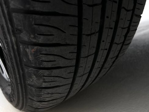 Used 2024 Lexus LX 600 4WD w/ Luxury Package image 30