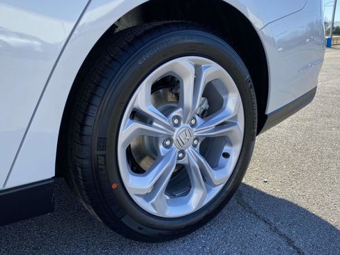 New 2025 Honda Accord LX image 9