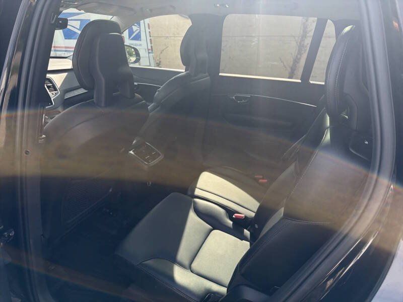 Used 2020 Volvo XC90 T5 Momentum AWD/4WD image 13