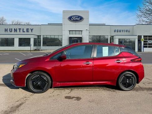 Used 2025 Nissan Leaf SV Plus image 7