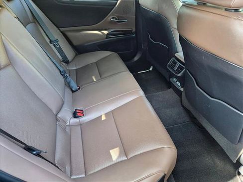 Certified 2024 Lexus ES 350 w/ Premium Package FWD image 19