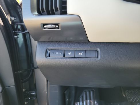 New 2026 Nissan Pathfinder SL AWD/4WD image 22