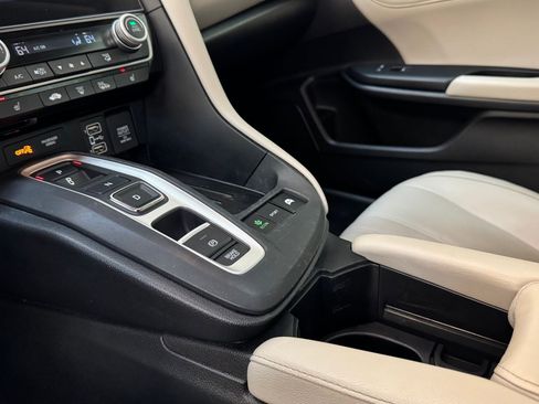 Used 2021 Honda Insight Touring image 19