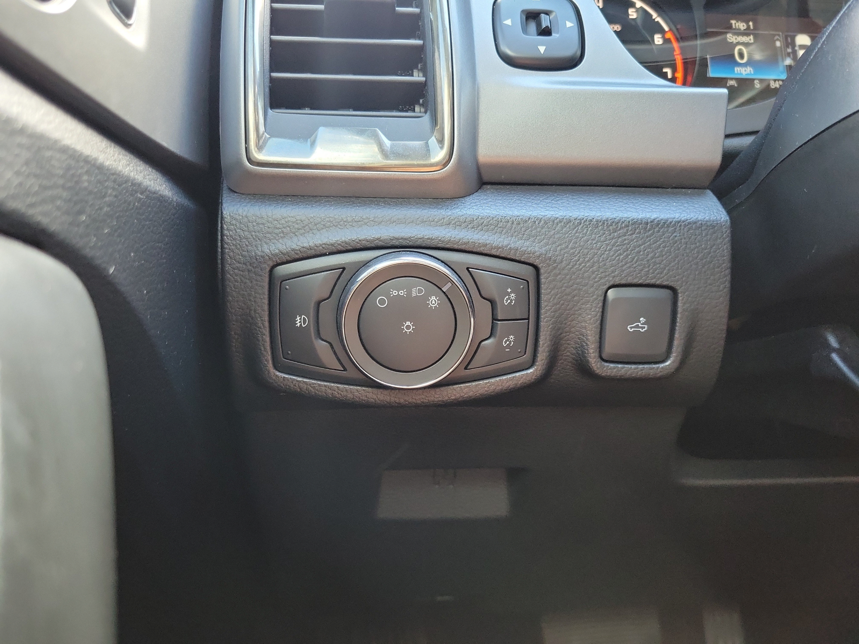 Used 2021 Ford Ranger XLT w/ Equipment Group 301A Mid RWD image 21