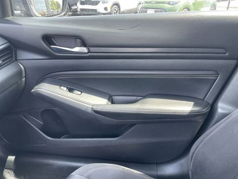 Used 2020 Nissan Altima 2.5 S FWD image 19