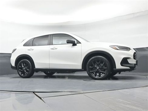 Used 2023 Honda HR-V Sport image 31