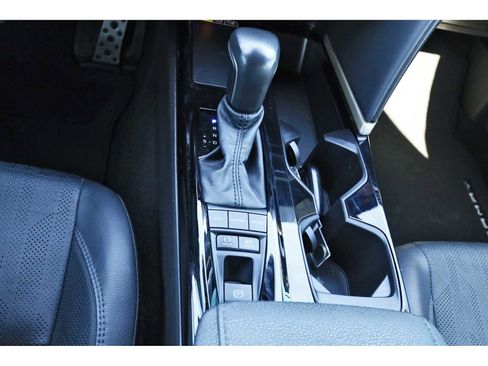 Used 2025 Toyota Camry XSE w/ Premium Package image 25