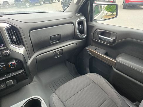 Used 2020 Chevrolet Silverado 1500 LT RWD image 11