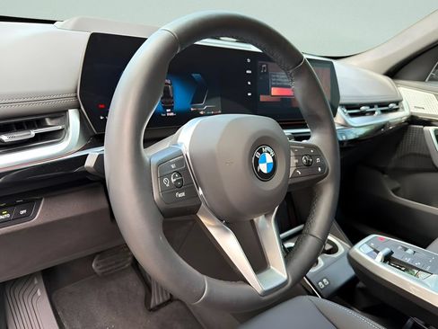 Used 2025 BMW X1 xDrive28i w/ Technology Package AWD/4WD image 13