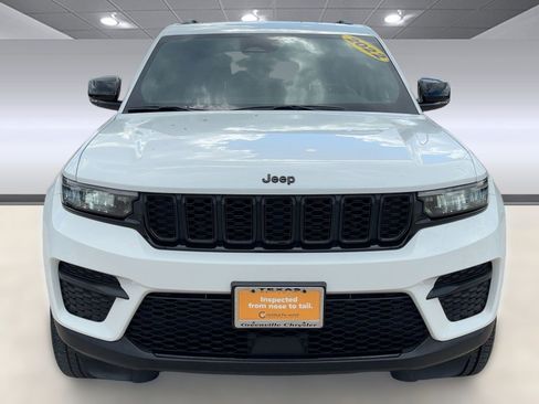 Certified 2022 Jeep Grand Cherokee Altitude image 6