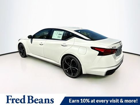New 2025 Nissan Altima 2.5 SR w/ SR Premium Package FWD image 5