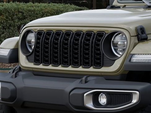 New 2026 Jeep Gladiator Sport AWD/4WD image 11