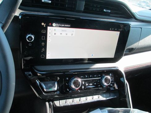 New 2026 GMC Sierra 2500 AT4 w/ AT4 Premium Plus Package image 20