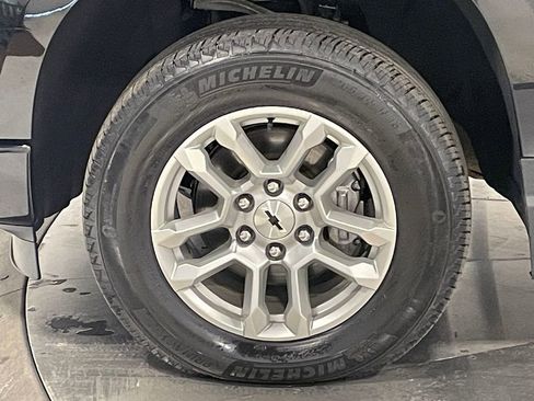 Used 2023 Chevrolet Silverado 1500 RST w/ LPO, Dark Essentials Package image 35