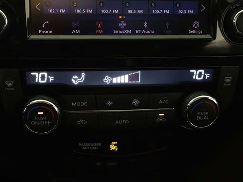 Used 2018 Nissan Rogue SV w/ Sun & Sound Touring Package image 51