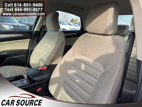 Used 2018 Ford Fusion S image 15