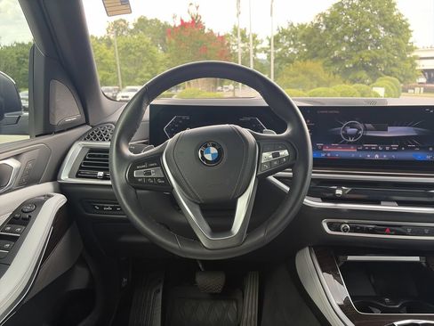 Used 2024 BMW X5 xDrive40i w/ Premium Package AWD/4WD image 21