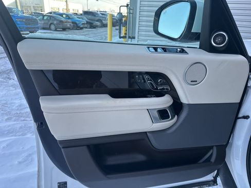 Used 2019 Land Rover Range Rover HSE image 21