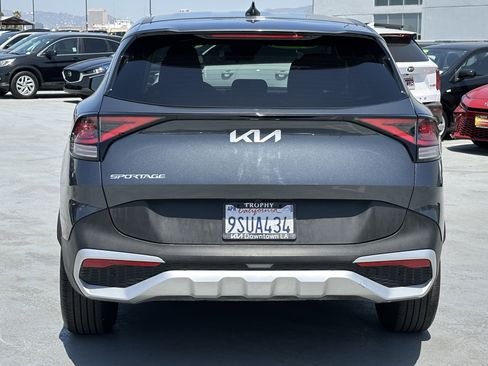 Used 2025 Kia Sportage LX FWD image 6