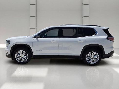 Certified 2026 GMC Acadia Elevation w/ Elevation Premium Package FWD image 2