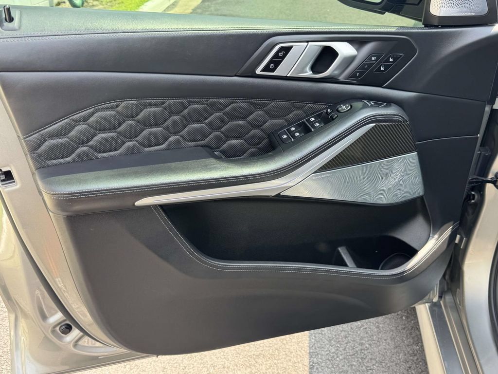 Used 2020 BMW X5 M w/ Executive Package AWD/4WD image 18