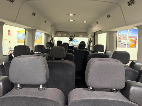 Used 2022 Ford Transit 350 XLT RWD image 24