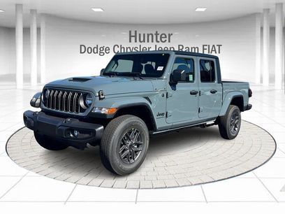 New 2025 Jeep Gladiator Sport
