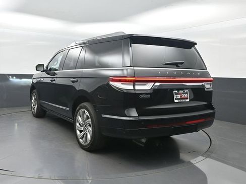 Used 2023 Lincoln Navigator Reserve RWD image 3
