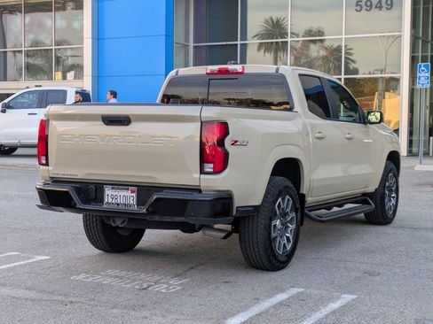 Used 2023 Chevrolet Colorado Z71 w/ Z71 Convenience Package 2 image 5