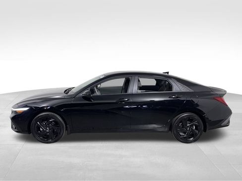 New 2026 Hyundai Elantra Sport FWD image 2