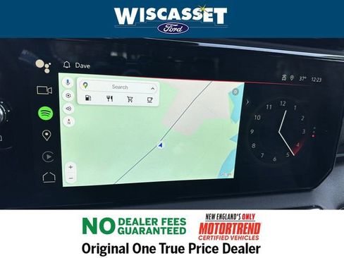 Used 2024 GMC Sierra 1500 AT4 w/ Technology Package image 9